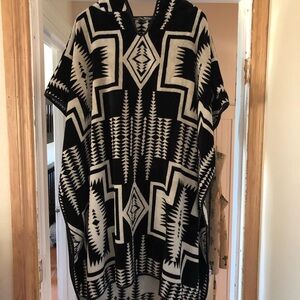 Pendleton Adult Hooded Towel Poncho